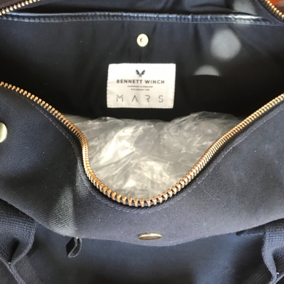 The Commuter is Bennett Winch Black duffel travel bag - Picture 4 of 8